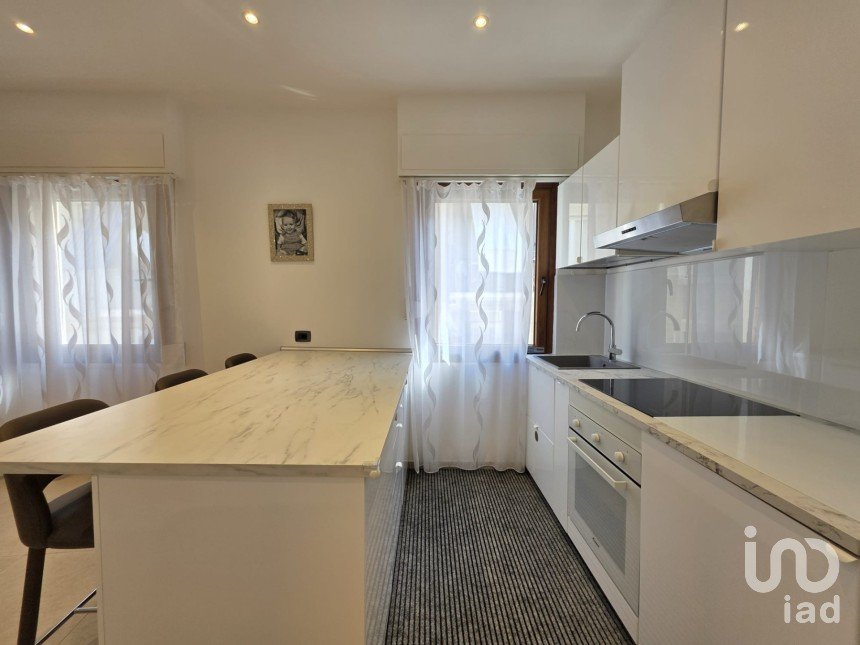 Trilocale di 60 m² a Savona (17100)