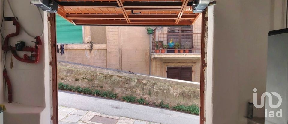Trilocale di 60 m² a Savona (17100)