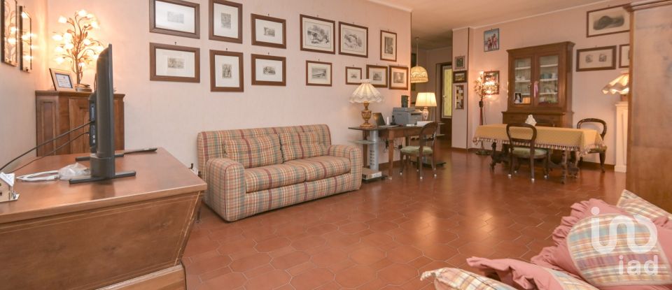 Villa Bifamiliare 9 locali di 514 m² in Castiglione Torinese (10090)
