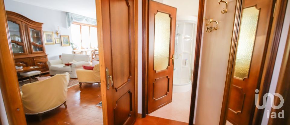 Farm 10 rooms of 300 m² in Volpiano (10088)