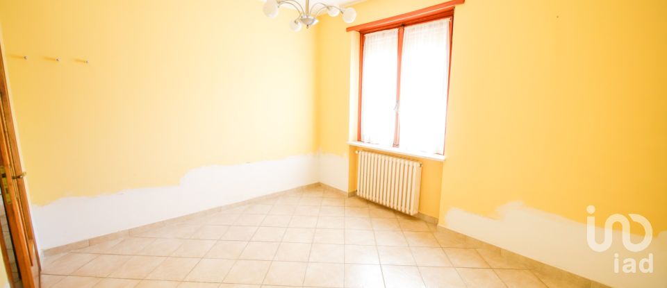 Farm 10 rooms of 300 m² in Volpiano (10088)