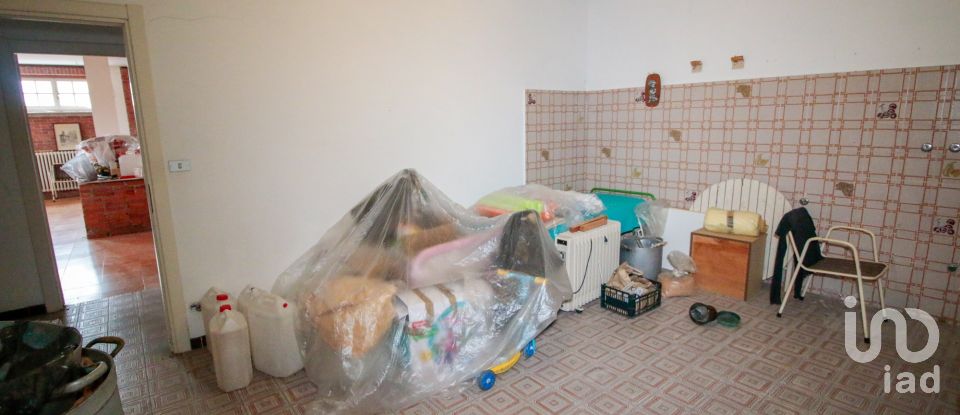 Casale 13 locali di 500 m² in Castiglione Torinese (10090)