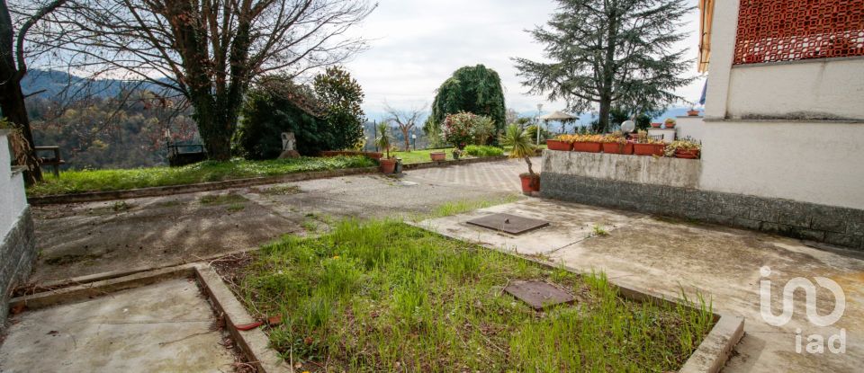 Casale 13 locali di 500 m² in Castiglione Torinese (10090)