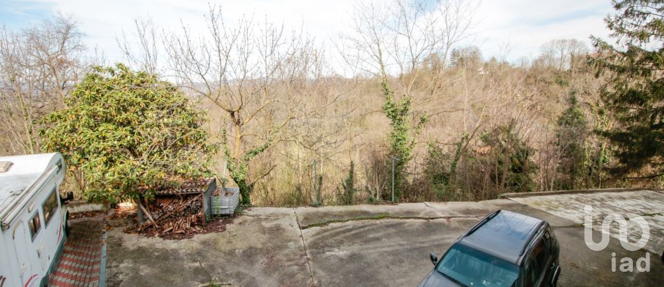 Casale 13 locali di 500 m² in Castiglione Torinese (10090)