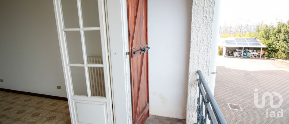 Casale 13 locali di 500 m² in Castiglione Torinese (10090)