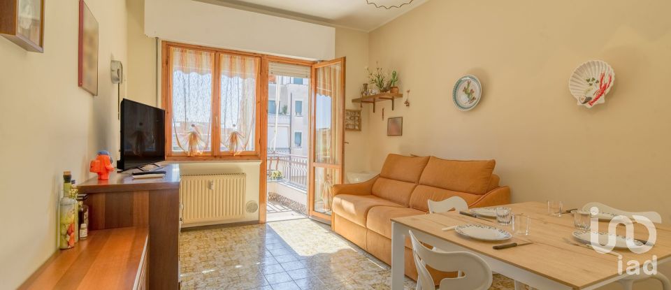 Two-room apartment of 55 m² in Ceriale (17023)