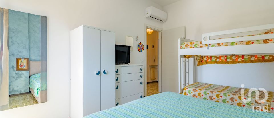 Two-room apartment of 55 m² in Ceriale (17023)