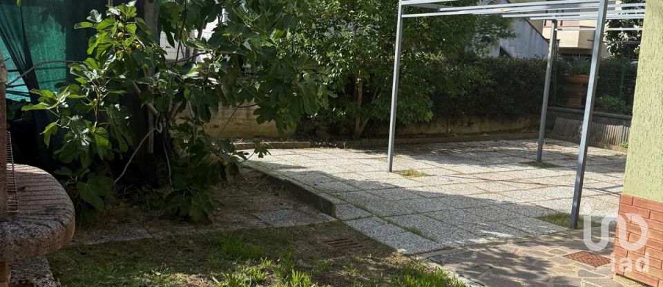 Villa Bifamiliare 7 locali di 150 m² in Arezzo (52100)