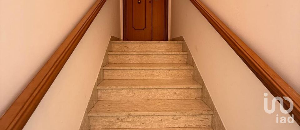 Villa Bifamiliare 7 locali di 150 m² in Arezzo (52100)