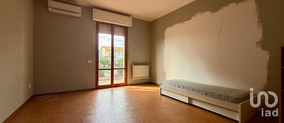 Villa Bifamiliare 7 locali di 150 m² in Arezzo (52100)