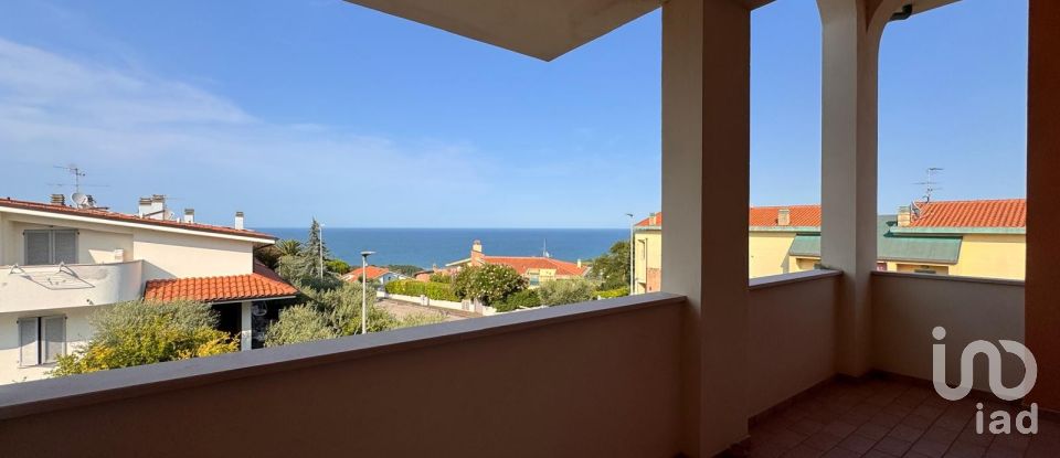 Appartamento 7 locali di 200 m² a Pesaro (61122)