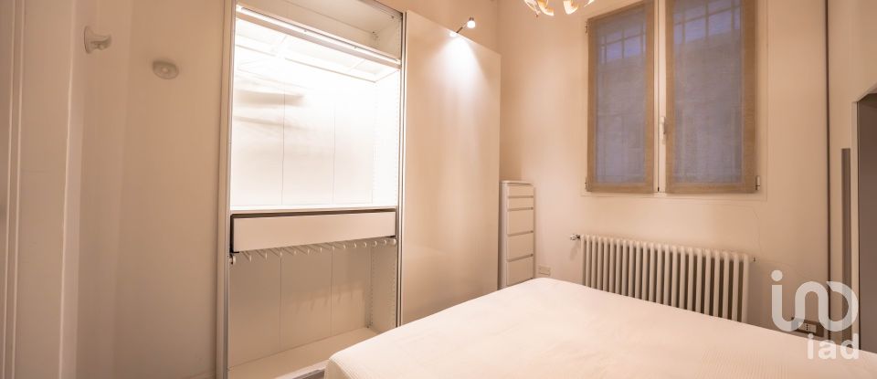 Bilocale di 43 m² a Bologna (40121)