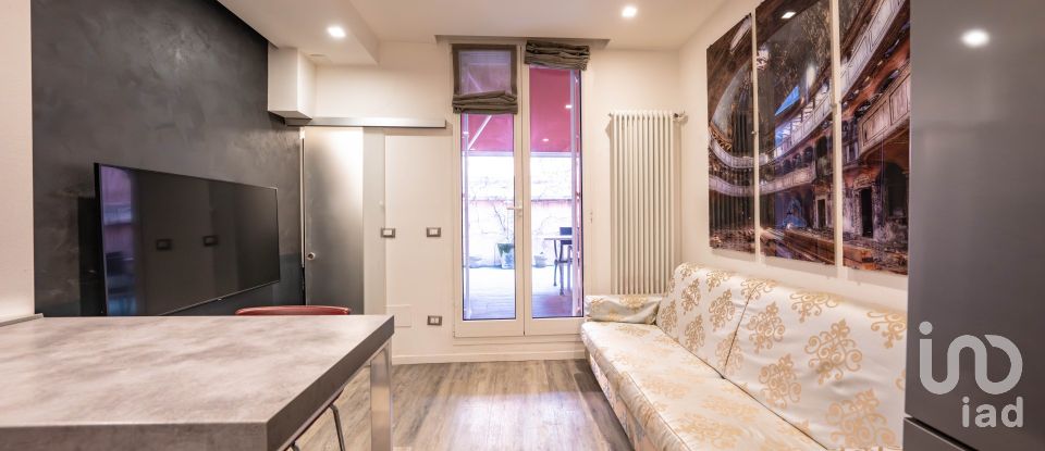Bilocale di 43 m² a Bologna (40121)