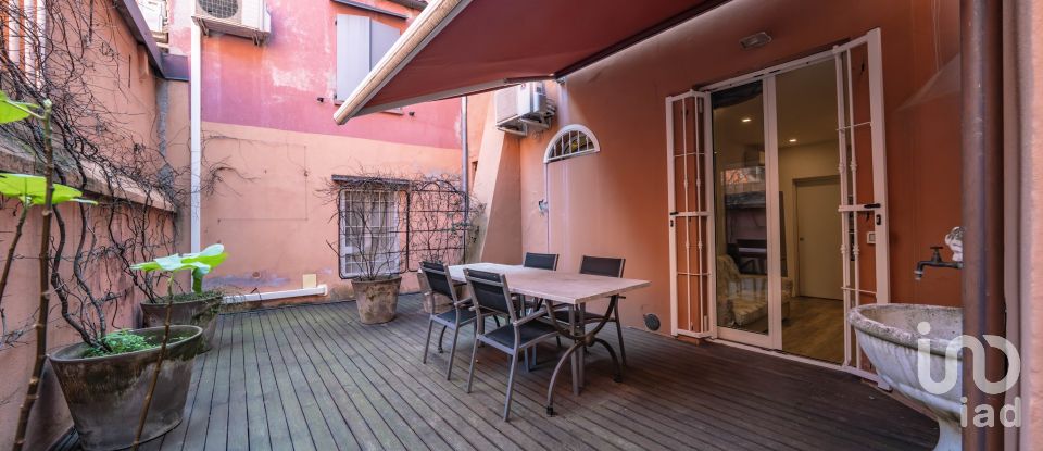Bilocale di 43 m² a Bologna (40121)