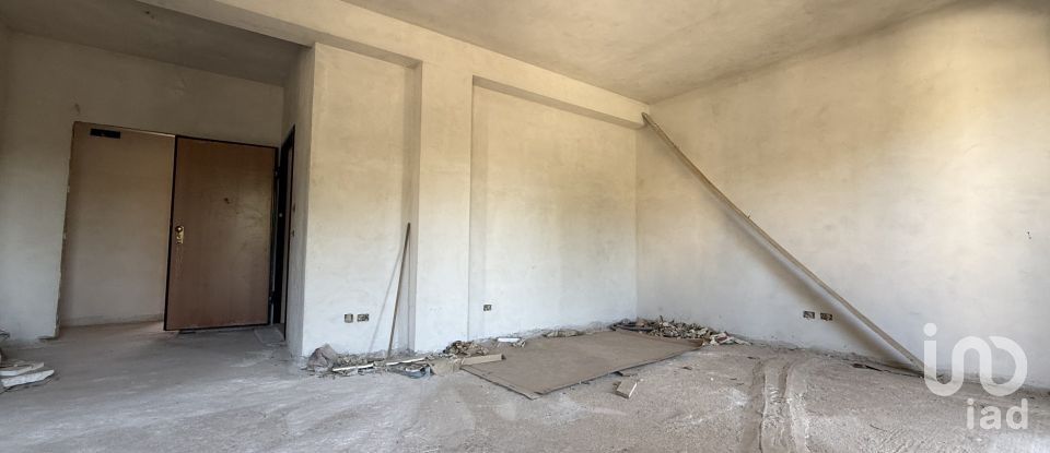 Quadrilocale di 129 m² a Floridia (96014)