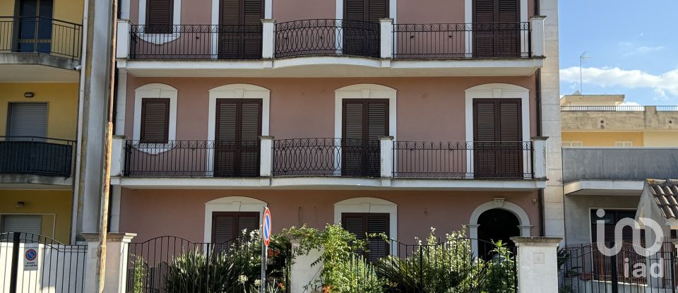 Quadrilocale di 129 m² a Floridia (96014)