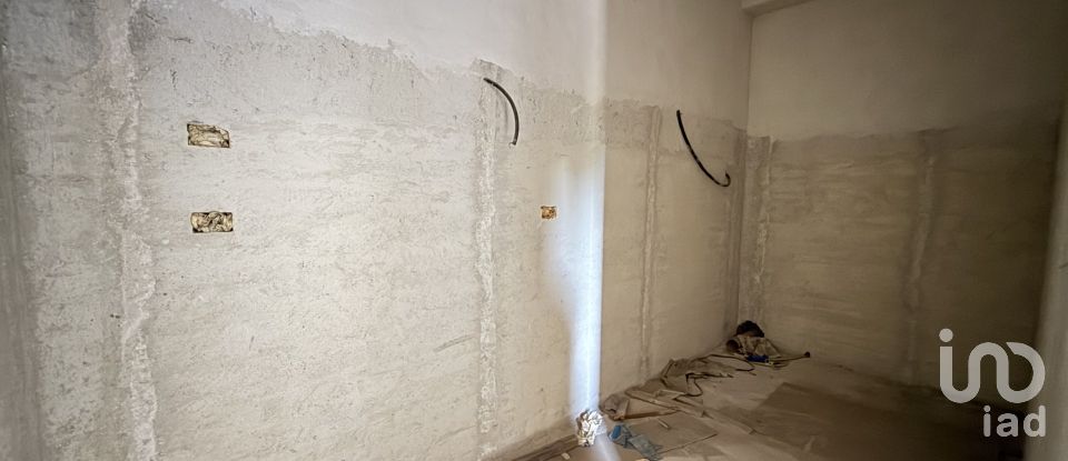 Appartamento 8 locali di 258 m² a Floridia (96014)