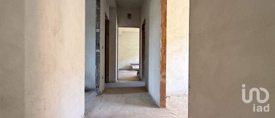 Appartamento 8 locali di 258 m² a Floridia (96014)