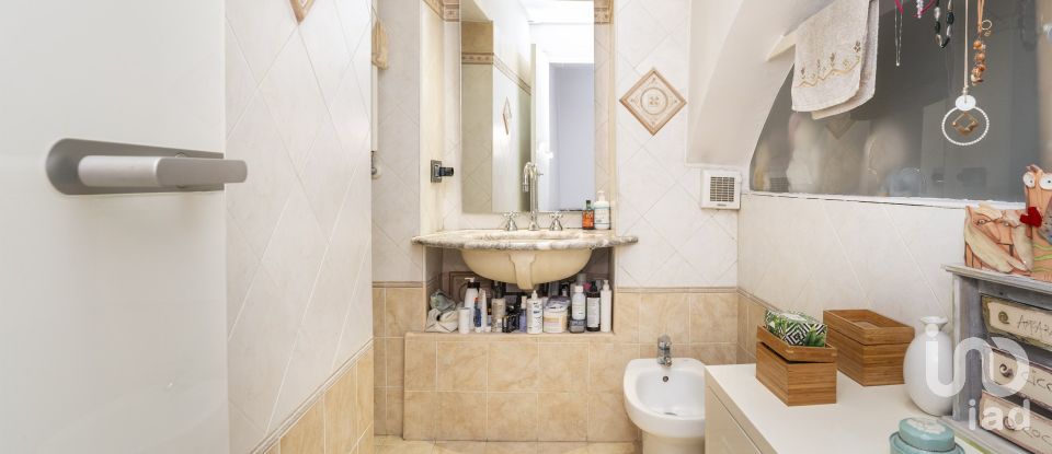 Appartamento 7 locali di 160 m² a Torino (10122)