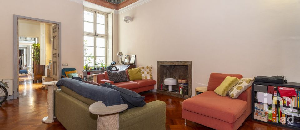 Appartamento 7 locali di 160 m² a Torino (10122)