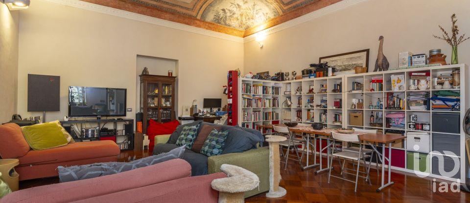 Appartamento 7 locali di 160 m² a Torino (10122)