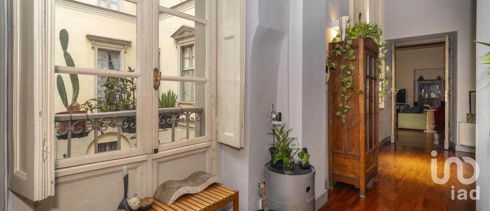 Appartamento 7 locali di 160 m² a Torino (10122)