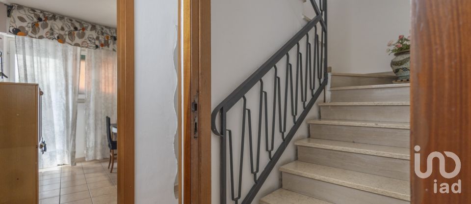 Townhouse 4 rooms of 152 m² in Sirolo (60020)