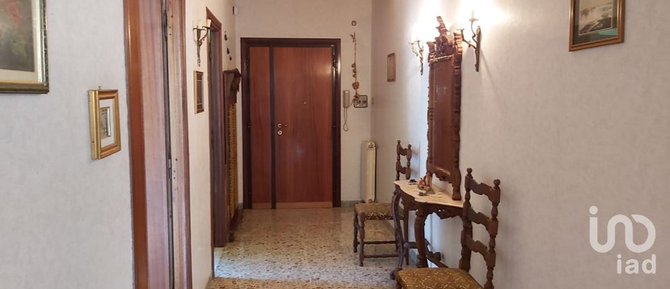 Appartamento 5 locali di 99 m² a Pisoniano (00020)