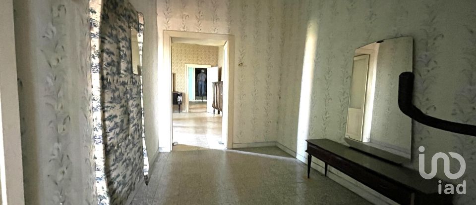 Trilocale di 260 m² a - (87030)