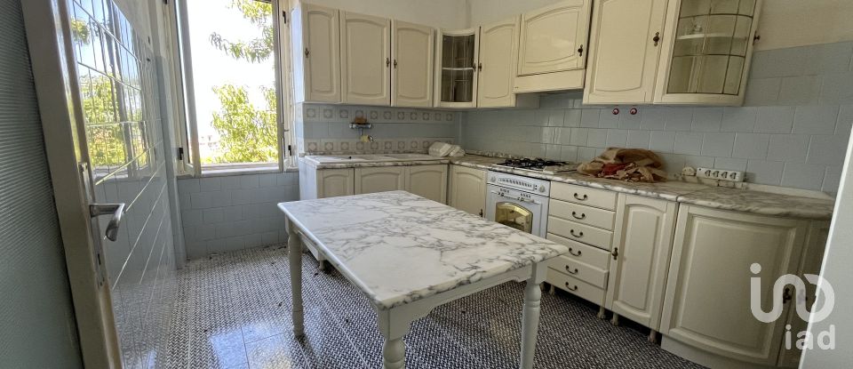 Trilocale di 260 m² a - (87030)