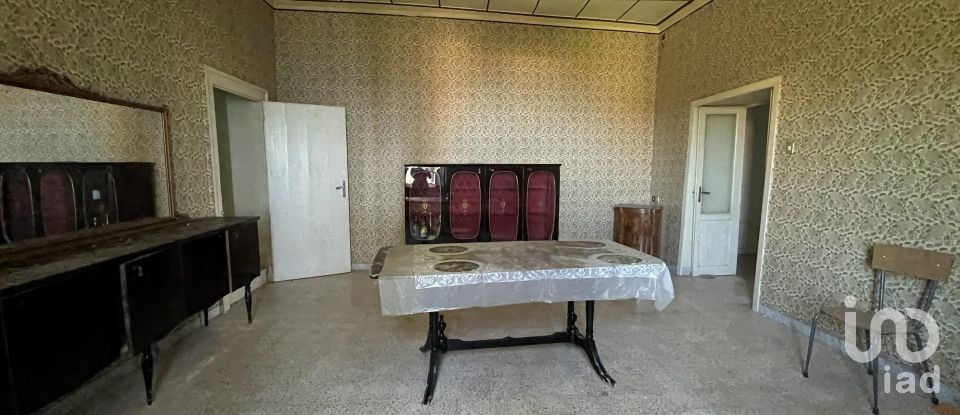 Trilocale di 260 m² a - (87030)