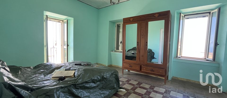 Trilocale di 260 m² a - (87030)