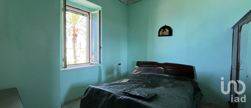 Trilocale di 260 m² a - (87030)