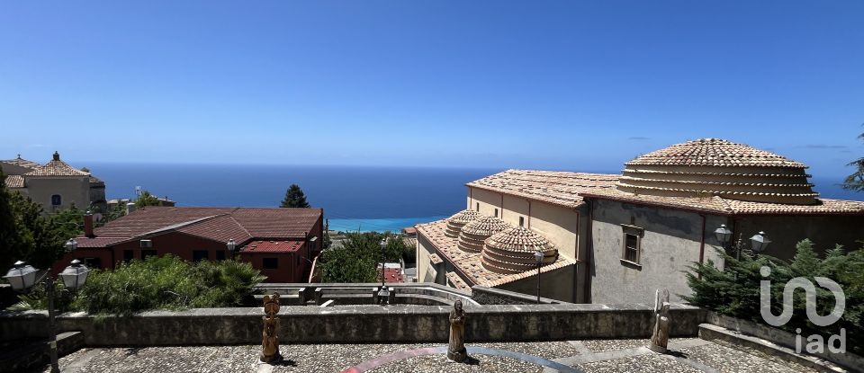 Trilocale di 260 m² a - (87030)