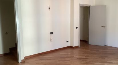 Appartamento 6 locali di 115 m² a Milano (20121)