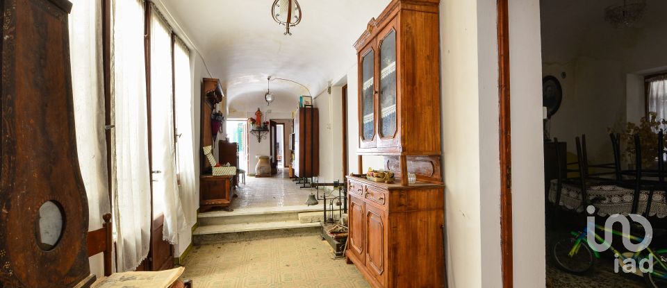 House boat 15 rooms of 500 m² in Murialdo (17013)