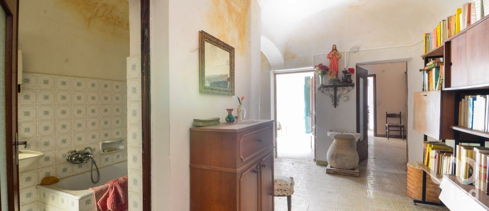 House boat 15 rooms of 500 m² in Murialdo (17013)