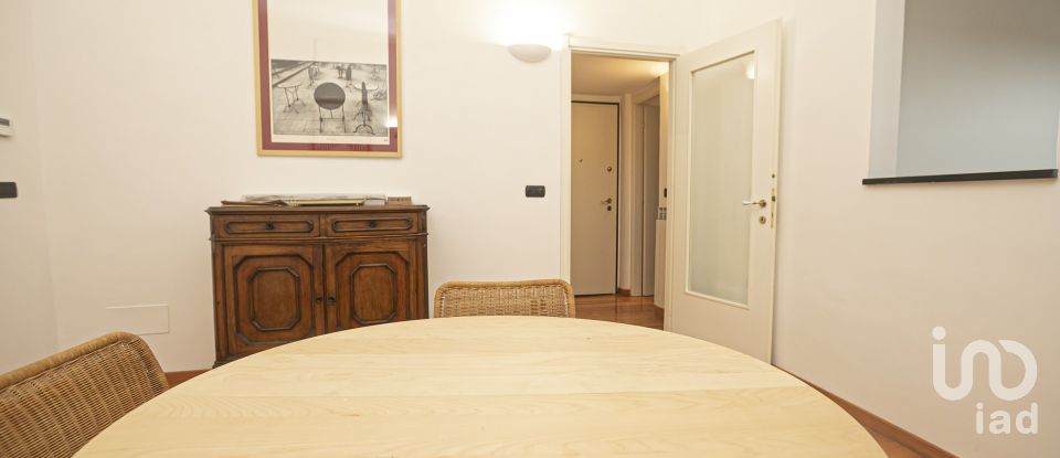 Three-room apartment of 87 m² in Genova (16123)