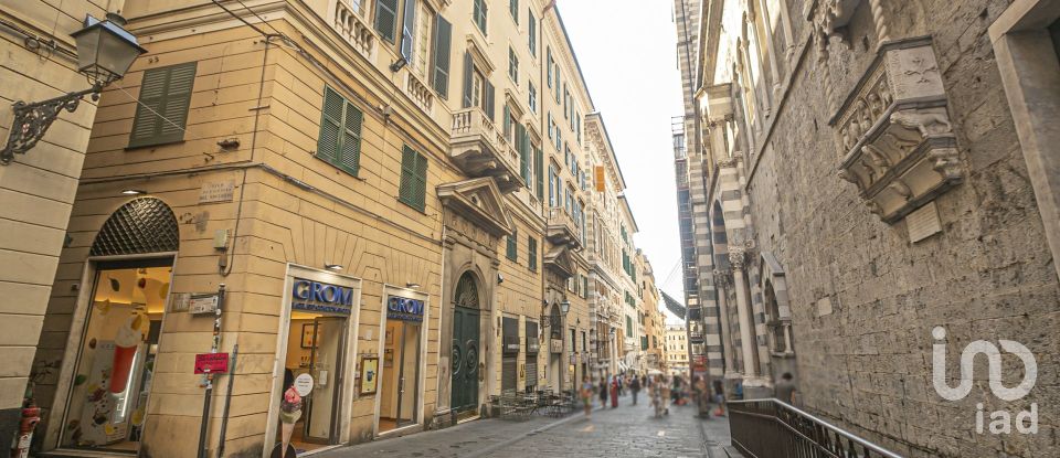 Three-room apartment of 87 m² in Genova (16123)