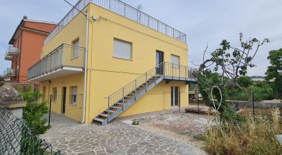 Appartamento 6 locali di 155 m² a Ancona (60121)