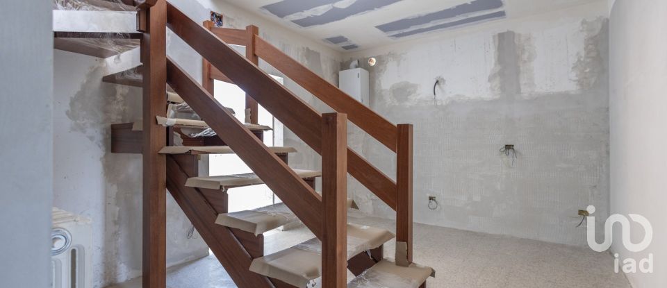 Apartment 6 rooms of 155 m² in Ancona (60121)