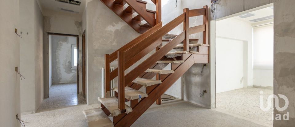 Apartment 6 rooms of 155 m² in Ancona (60121)