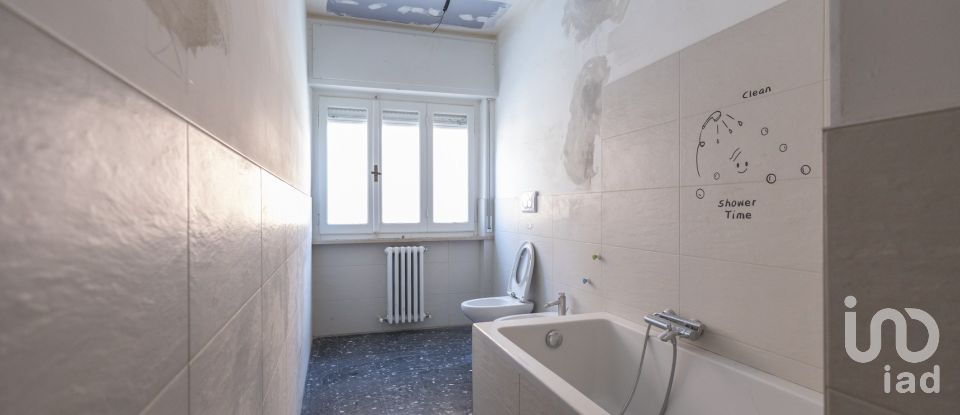 Apartment 6 rooms of 155 m² in Ancona (60121)