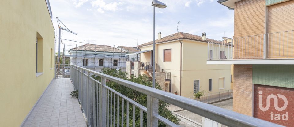 Apartment 6 rooms of 155 m² in Ancona (60121)