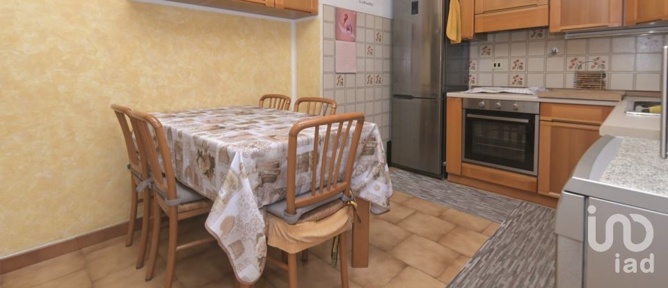 Apartment 5 rooms of 130 m² in Venaria Reale (10078)