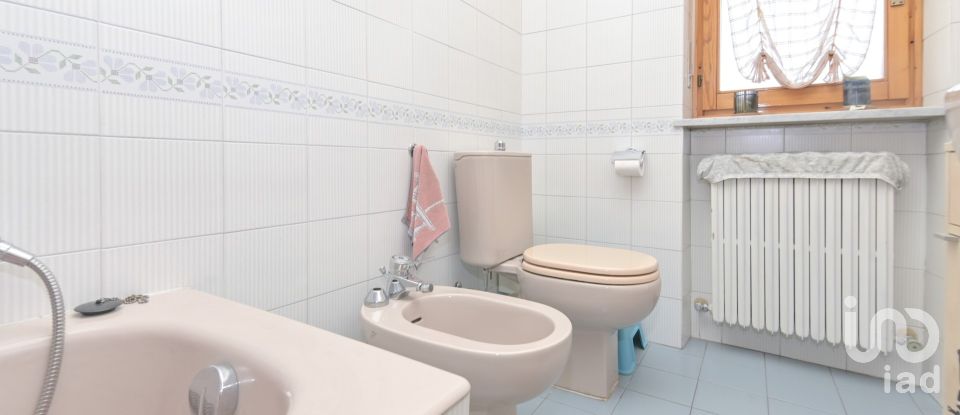 Apartment 5 rooms of 130 m² in Venaria Reale (10078)