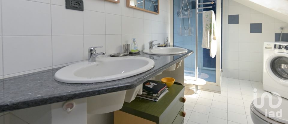 Apartment 5 rooms of 130 m² in Venaria Reale (10078)