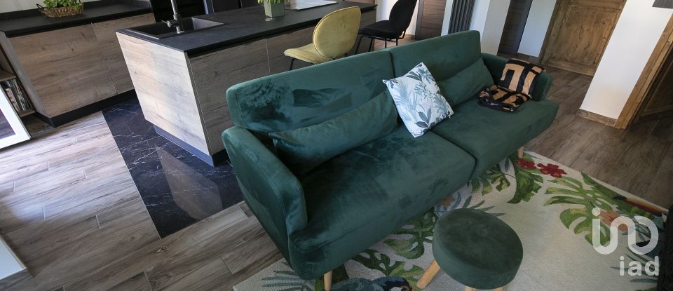 Apartment 6 rooms of 85 m² in Genova (16134)