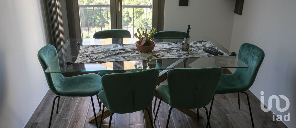 Apartment 6 rooms of 85 m² in Genova (16134)