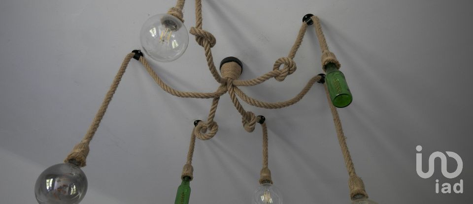 Apartment 6 rooms of 85 m² in Genova (16134)